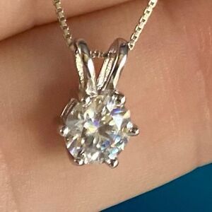 ATA 2 Stunning 1 Ct Moissanite Diamond w/ 18” Sterling Chain